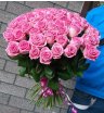 Букет с розами «Обаяние»