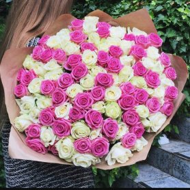 101 роза «Шепот любви» от интернет-магазина «Даниэль» в Астрахани