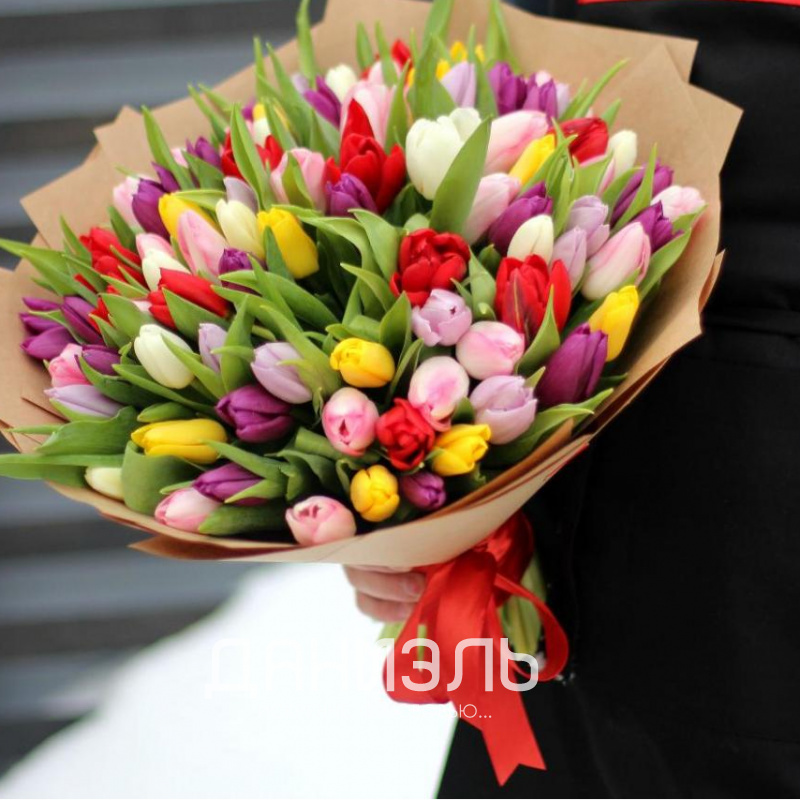 Букет тюльпанов «Яркая весна»
