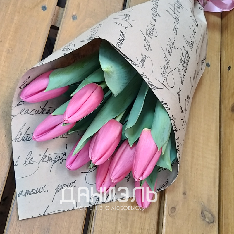 Букет розовых тюльпанов «Шёпот весны»
