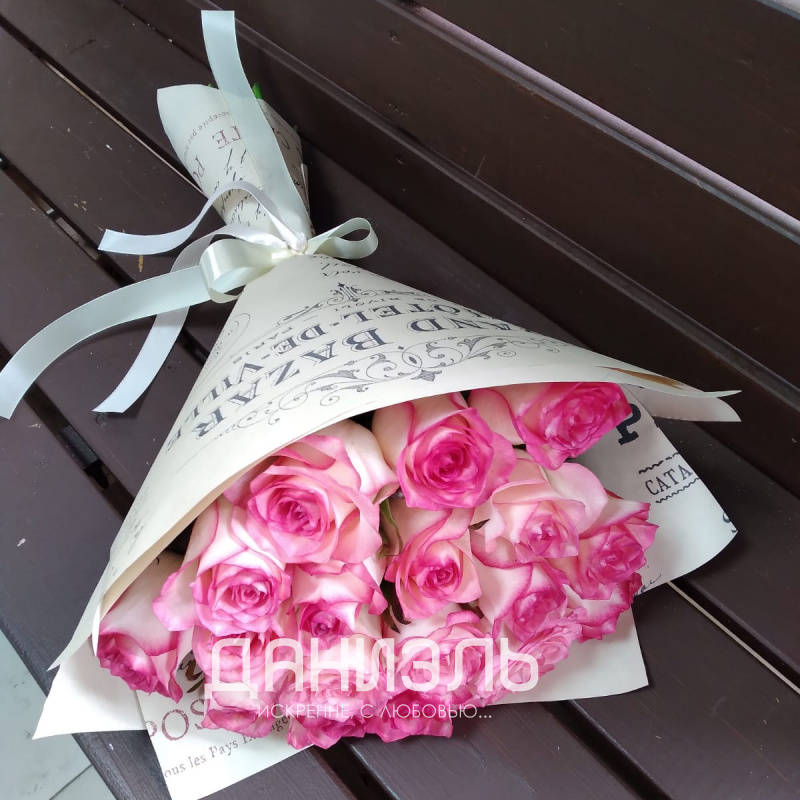Букет 19 розовых роз «Трепет» 1