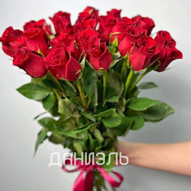 Розы красные  &laquo;КЛАССИЧЕСКИЙ&raquo;